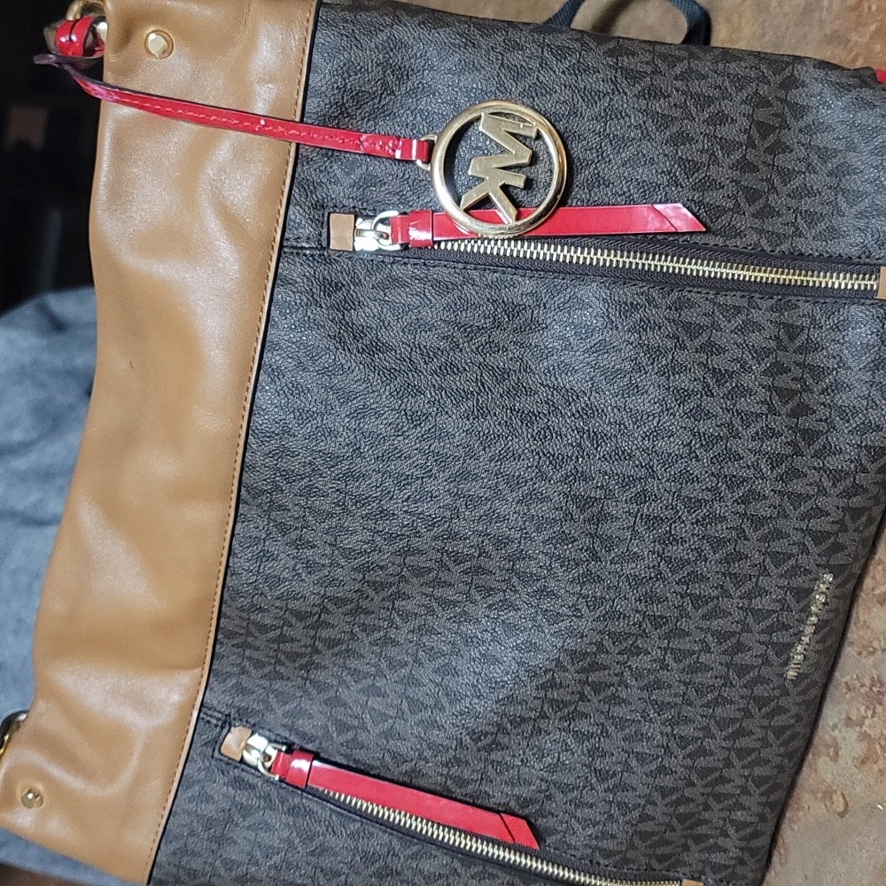 Purse - Picture 5 of 8